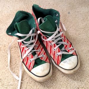 Peppermint Converse, size 8, red and green, Christmas converse high tops